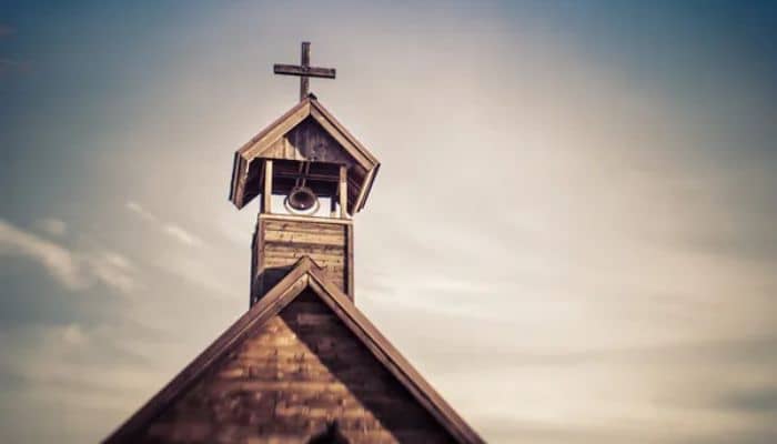 cosa fa l'avvocato ecclesiastico