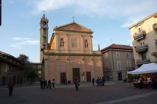 Cerco badante e assistenza anziani a Cologno Monzese foto