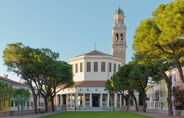 Cerco badanti a Rovigo foto