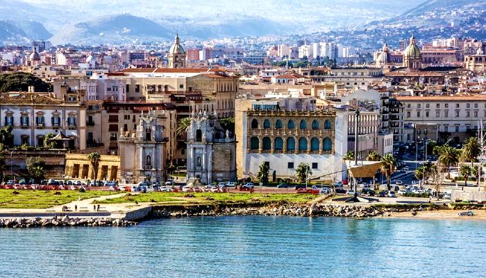 Cerco avvocato civilista Palermo foto