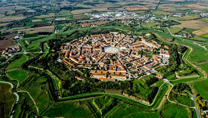 Cerco avvocato civilista Palmanova immagine Cerco avvocato civilista Palmanova foto