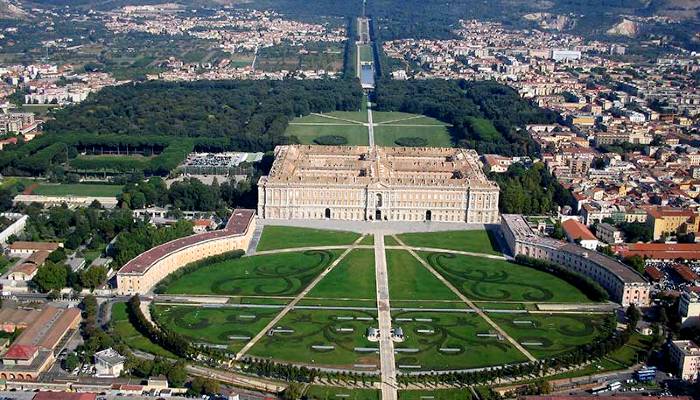 Cerco avvocato civilista Caserta foto