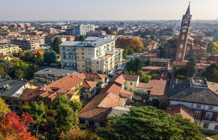 Cerco un avvocato del lavoro a Limbiate foto