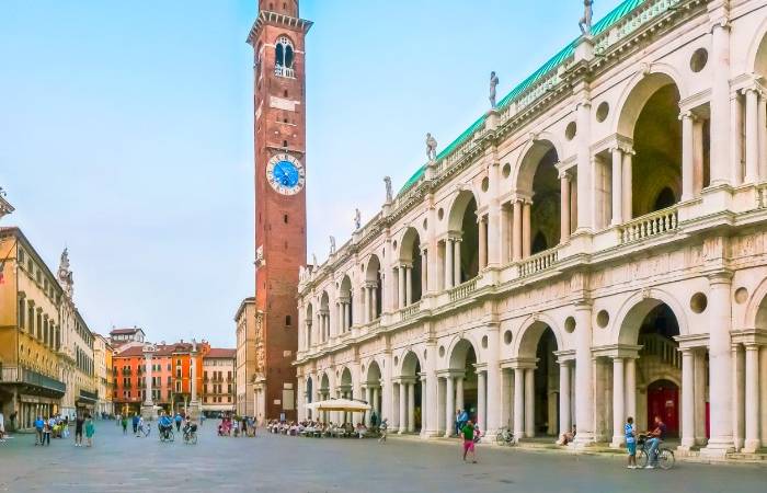 Cerco un avvocato del lavoro a Vicenza foto