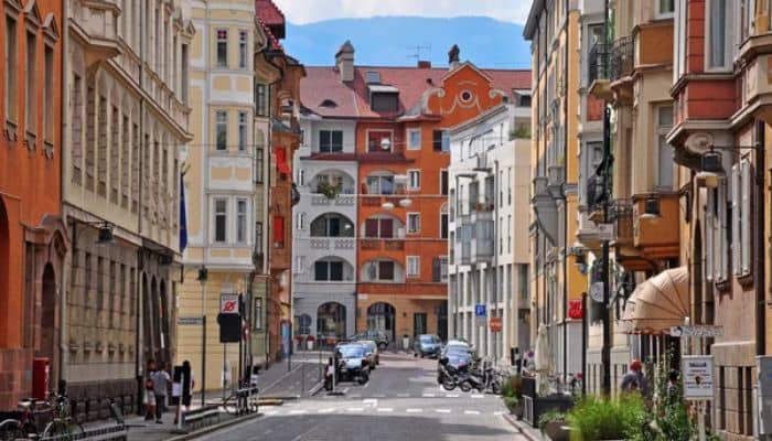 Cerco giardiniere Bolzano foto