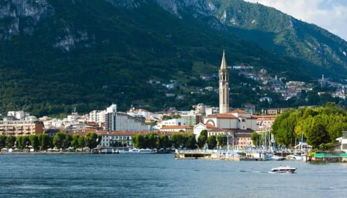 Cerco giardiniere Lecco foto