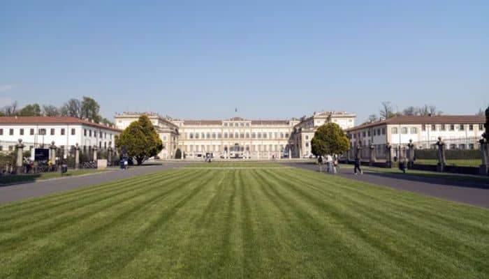 Cerco giardiniere Monza foto