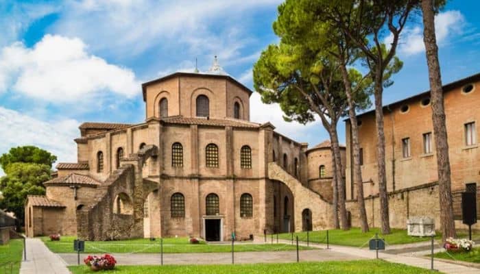 Cerco giardiniere Ravenna  foto