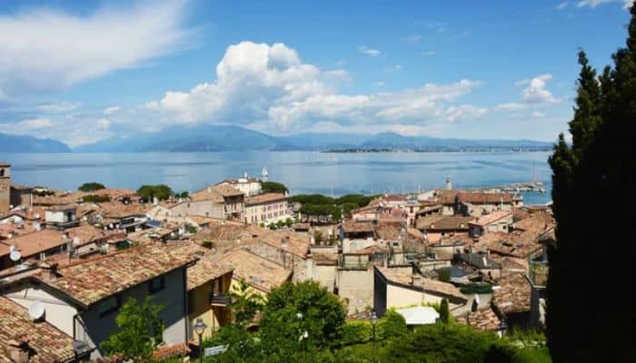 Cerco giardiniere Desenzano del Garda foto