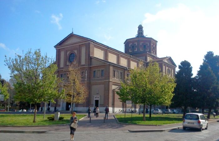 Cerco spazzacamino a Cernusco sul naviglio foto