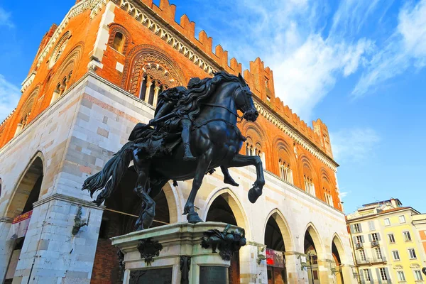 Cerco azienda di depuratori Piacenza foto