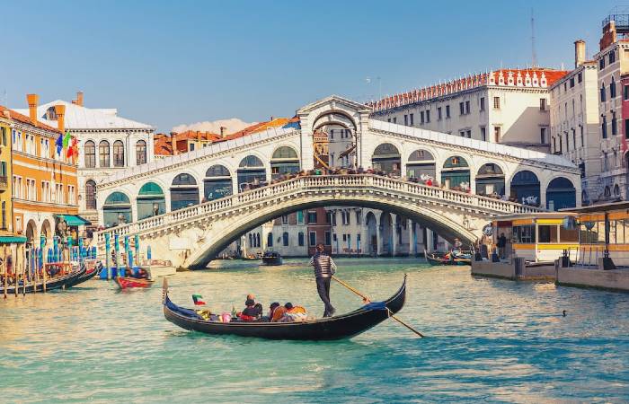 Installare impianti di addolcitori o depuratori d’acqua a Venezia e provincia