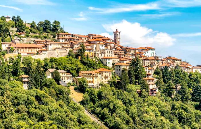 Noleggio bagni chimici Varese foto
