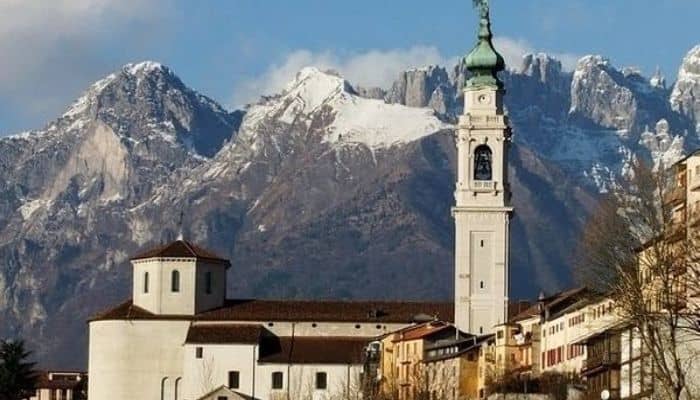 Cerco ditta smaltimento amianto Belluno foto