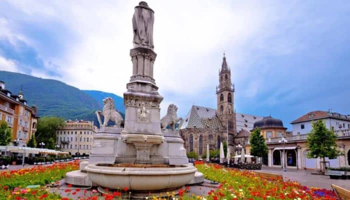 Cerco ditta smaltimento amianto Bolzano foto